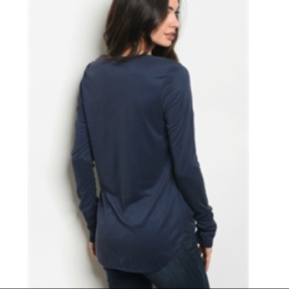 Modal surplice front top ( LAST ONE ) - Picture 2 of 2